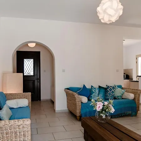 Pelagia Villa Peyia